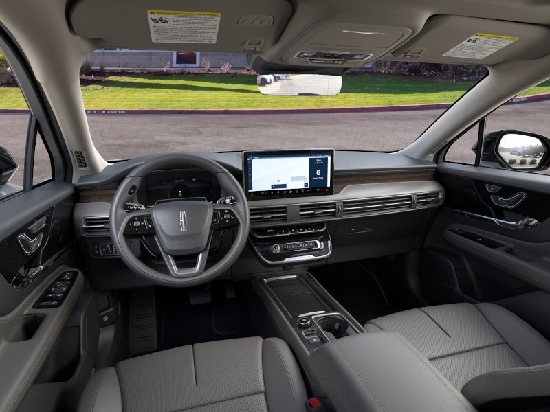 New 2025 Lincoln Corsair Grand Touring w/ Equipment Group 301A AWD/4WD image 9