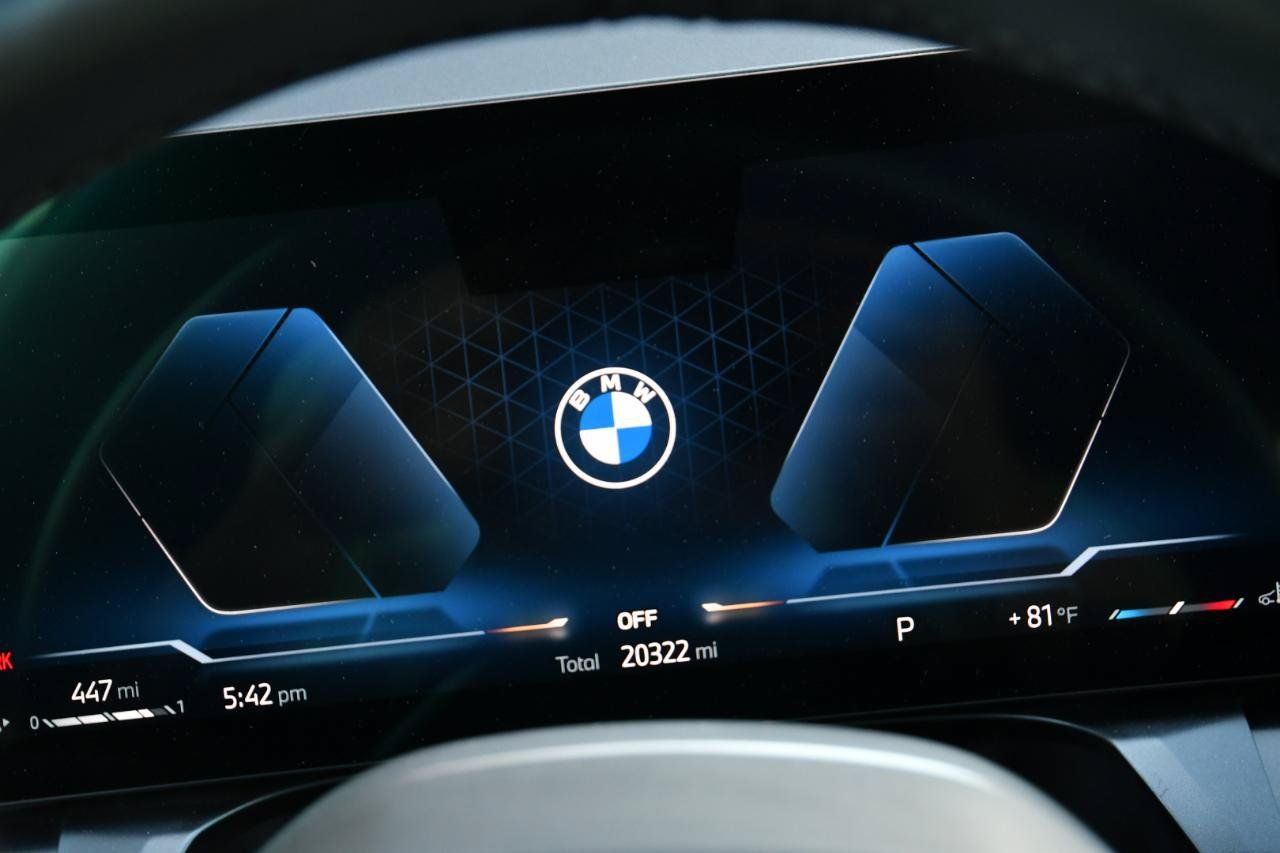Used 2025 BMW X3 xDrive30i AWD/4WD image 15