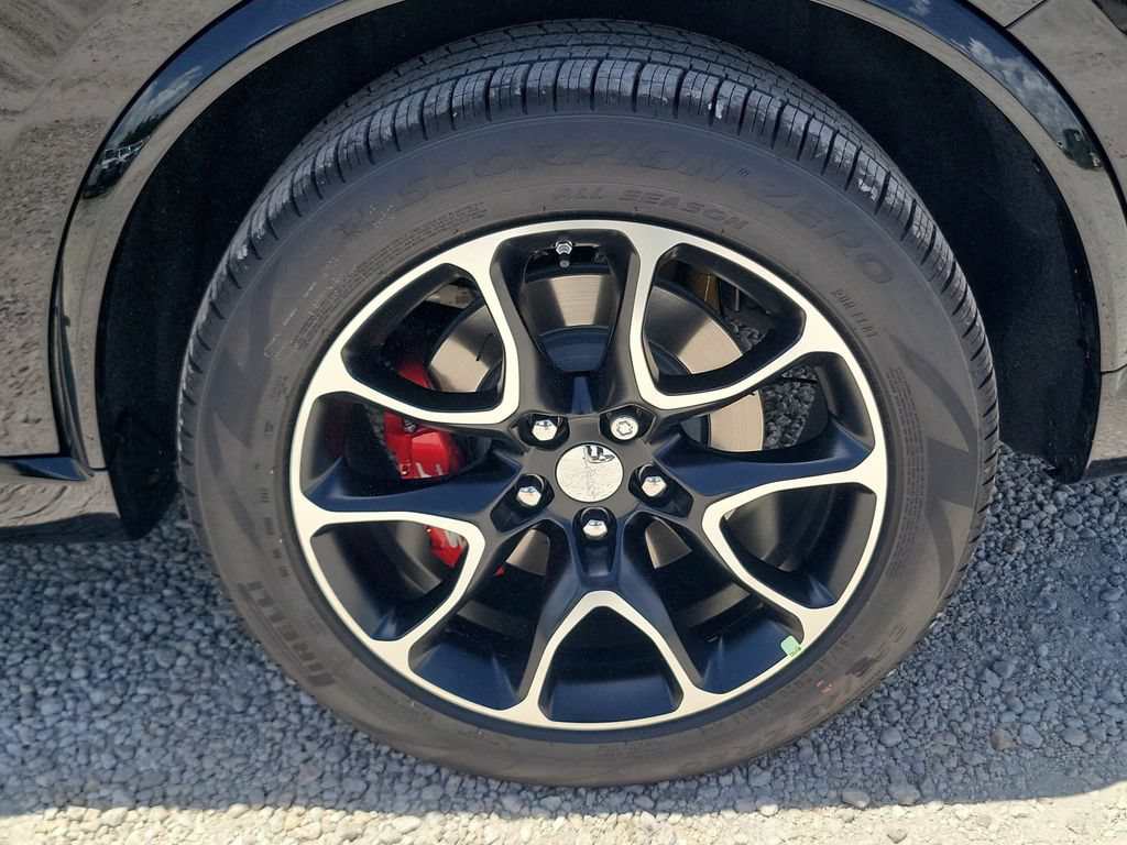 New 2026 Dodge Durango SRT Hellcat w/ Trailer Tow Group IV AWD/4WD image 9