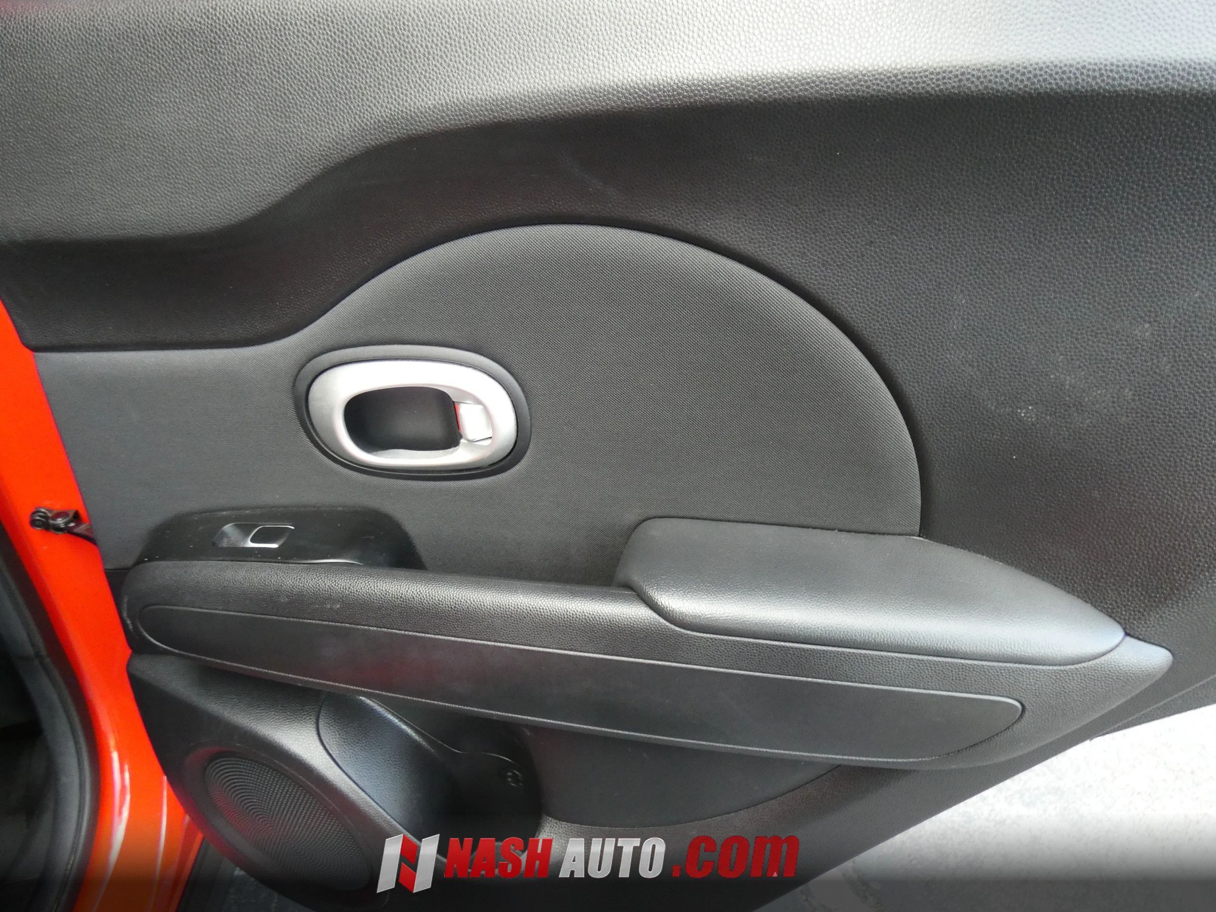 Used 2018 Kia Soul + FWD image 39