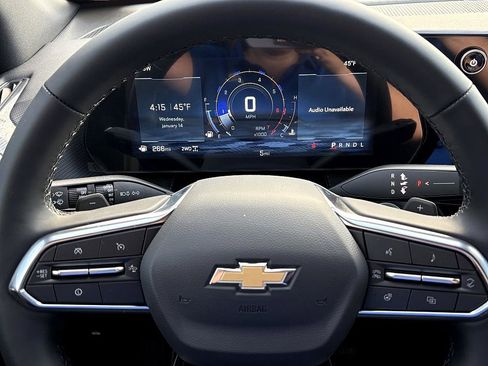 New 2026 Chevrolet Equinox LT image 16