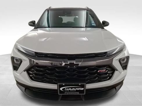 Used 2024 Chevrolet TrailBlazer RS w/ Convenience Package FWD image 2