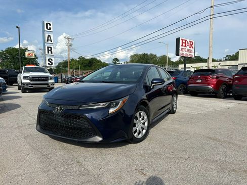 Used 2022 Toyota Corolla LE w/ Carpet Mat Package (TMS) FWD image 1