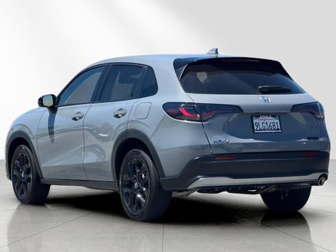 Used 2024 Honda HR-V Sport image 6