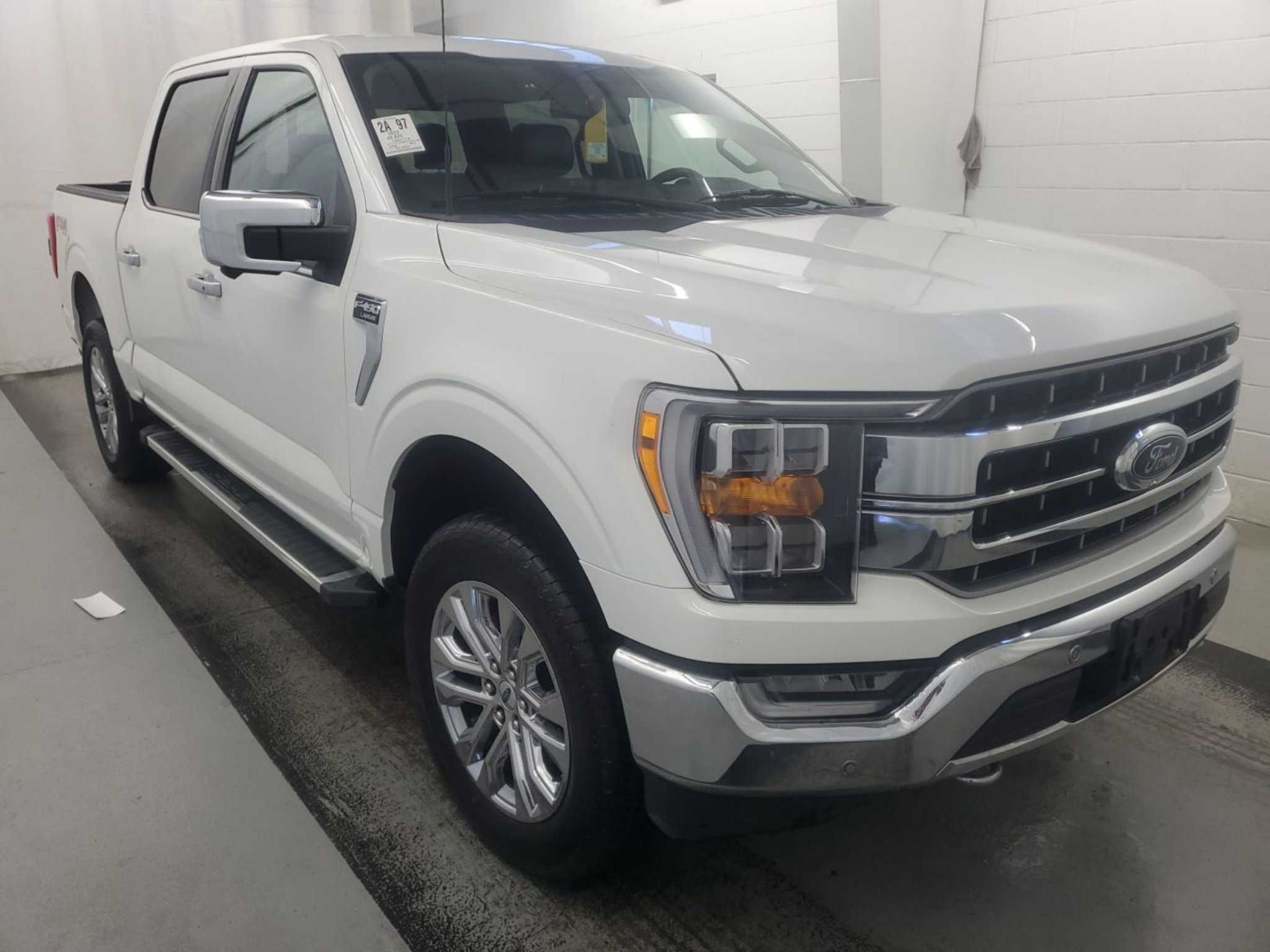 Used 2023 Ford F150 Lariat w/ FX4 Off-Road Package AWD/4WD image 1