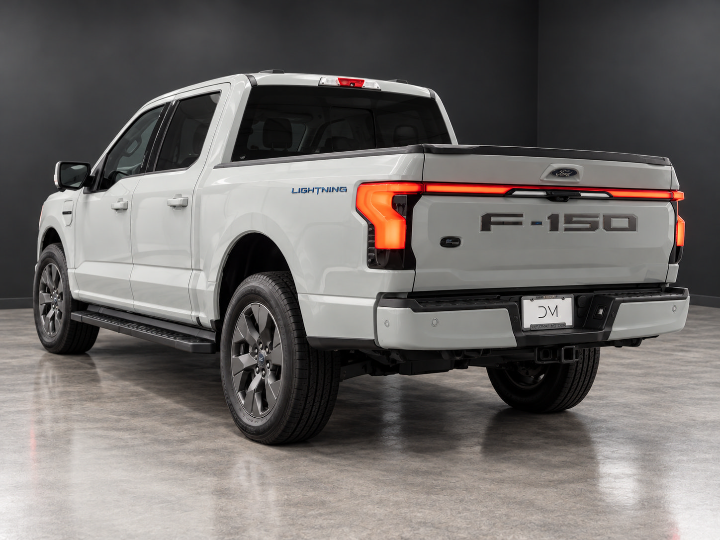 Used 2023 Ford F150 Lightning Lariat w/ Tow Technology Package AWD/4WD image 6