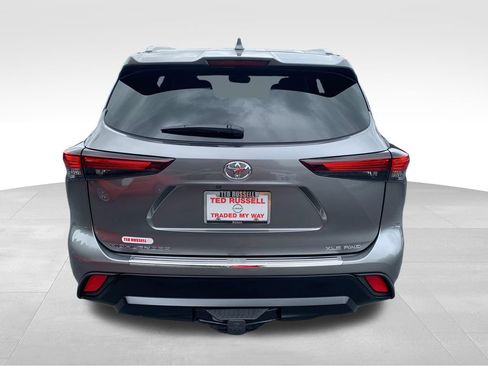 Used 2026 Toyota Highlander XLE AWD/4WD image 4