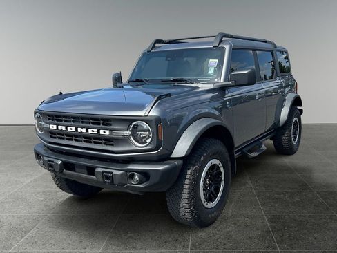 Used 2024 Ford Bronco Black Diamond w/ Sasquatch Package AWD/4WD image 3