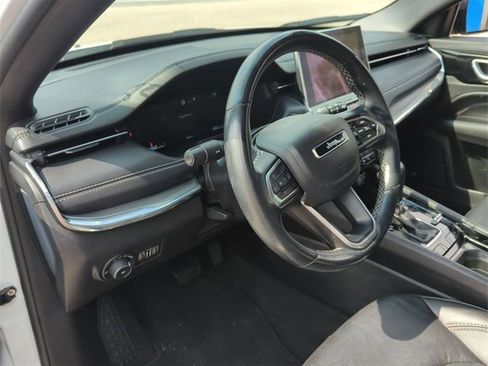 Used 2022 Jeep Compass High Altitude image 10