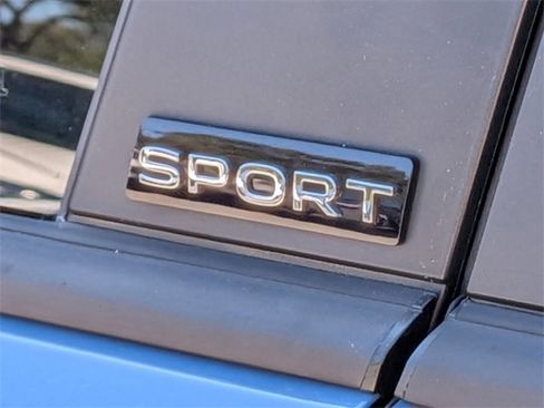 Certified 2025 Volkswagen Jetta Sport image 12