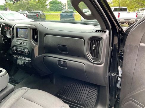 Used 2023 Chevrolet Silverado 1500 Custom AWD/4WD image 12