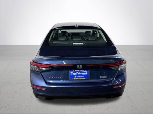 Used 2024 Honda Accord Touring image 8