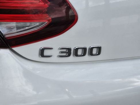 Used 2020 Mercedes-Benz C 300 4MATIC Cabriolet image 11