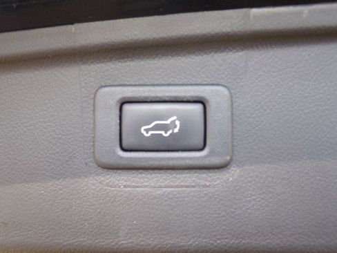 Used 2019 Subaru Outback 2.5i Touring w/ Popular Package #3A image 37