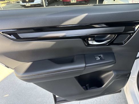 Certified 2025 Honda CR-V EX-L image 19