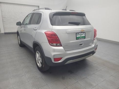 Used 2019 Chevrolet Trax LT w/ LT Convenience Package image 6