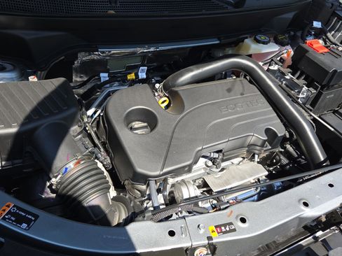 New 2026 Chevrolet Equinox ACTIV w/ LPO, Floor Liner Package image 25