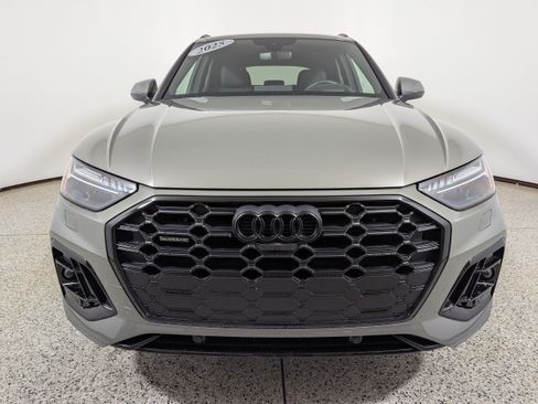 Certified 2025 Audi Q5 Prestige AWD/4WD image 2