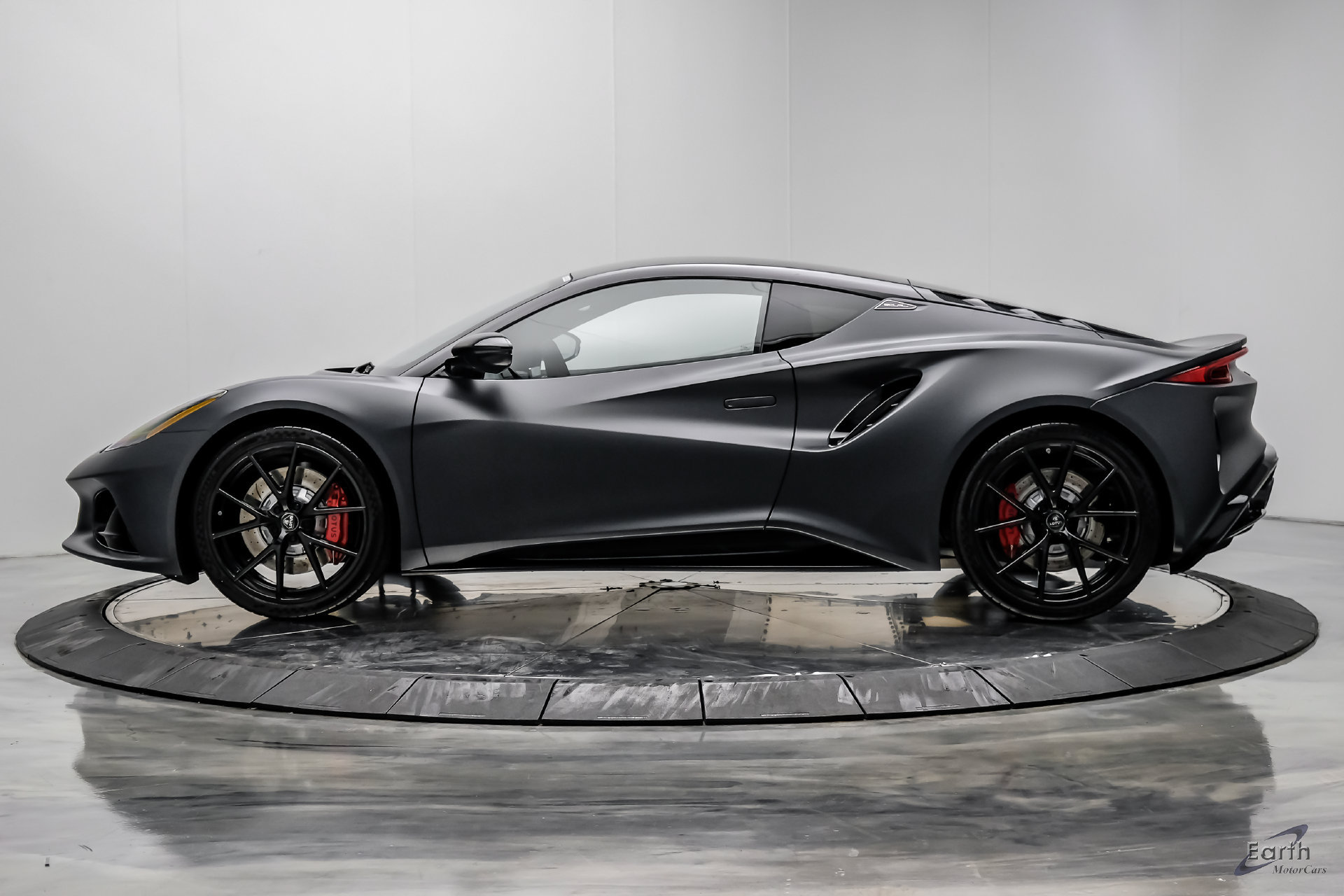 Used 2026 Lotus Emira RWD image 8