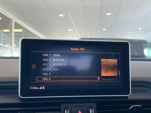 Used 2018 Audi Q5 2.0T Premium Plus w/ Premium Plus Package image 27