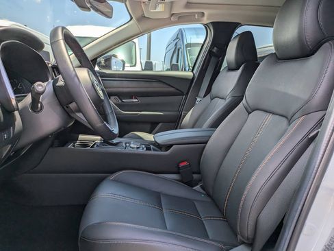 Certified 2025 MAZDA CX-50 AWD 2.5 S w/ Weather Package image 15