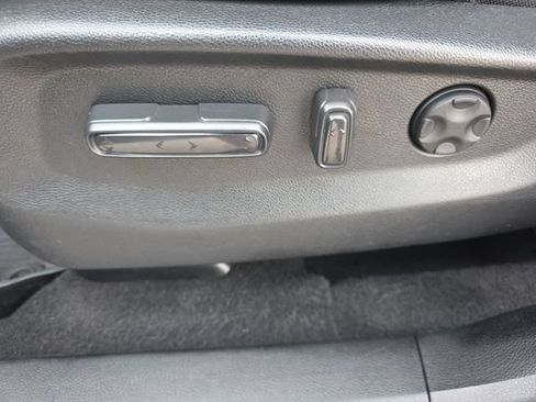Used 2019 Honda CR-V EX image 19