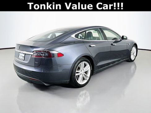 Used 2016 Tesla Model S 70D image 8