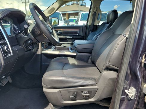 Used 2013 RAM 1500 Laramie w/ Convenience Group AWD/4WD image 17