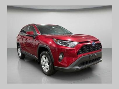 Used 2021 Toyota RAV4 XLE w/ Convenience Package