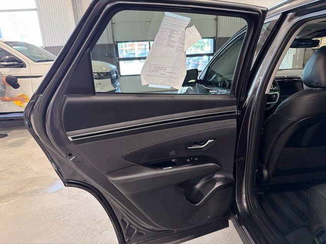 Used 2024 Hyundai Tucson Limited AWD/4WD image 11