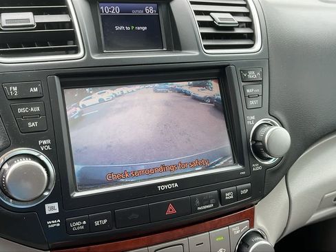 Used 2012 Toyota Highlander Limited image 16