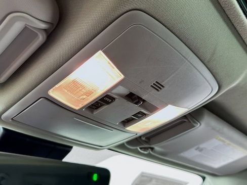 Used 2017 Toyota RAV4 Limited w/ Advanced Technology Package image 17