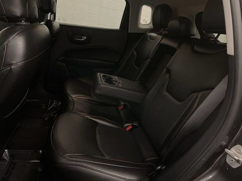 Used 2019 Jeep Compass Limited w/ Safety & Security Group AWD/4WD image 18