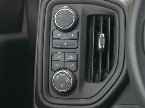 Used 2025 Chevrolet Silverado 2500 Custom w/ Custom Value Package AWD/4WD image 23