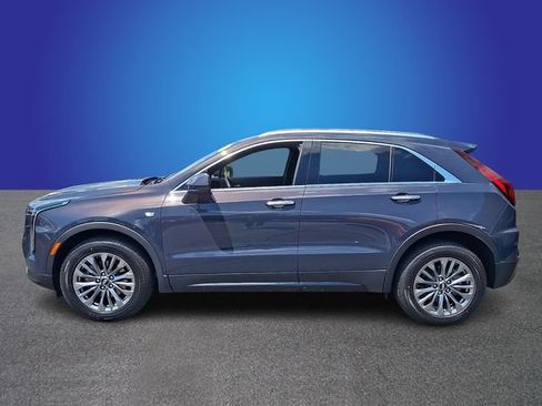 Used 2025 Cadillac XT4 Premium Luxury FWD image 7