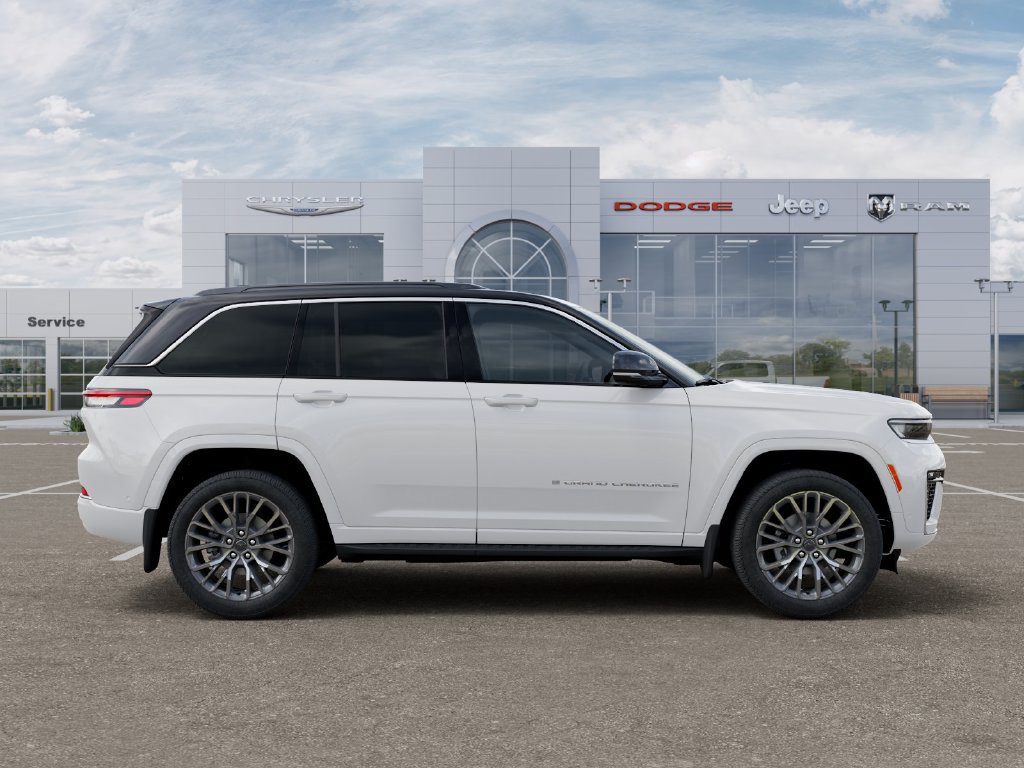 New 2027 Jeep Grand Cherokee Summit AWD/4WD image 21