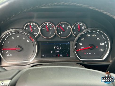 Used 2021 Chevrolet Silverado 1500 LT Trail Boss w/ LPO, Dark Essentials Package AWD/4WD image 30