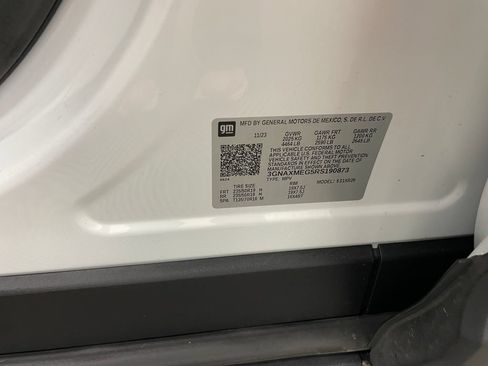 Certified 2024 Chevrolet Equinox RS w/ LPO, Floor Liner Package FWD image 32
