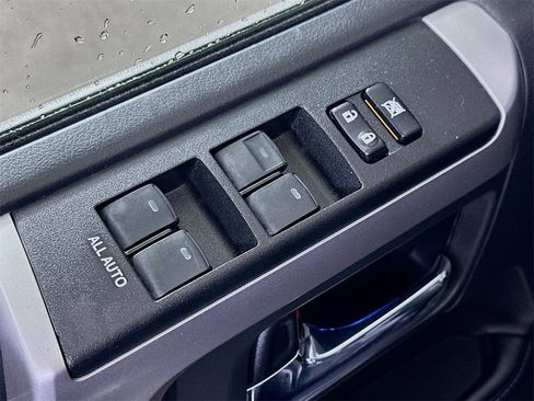 Used 2022 Toyota 4Runner Limited image 20