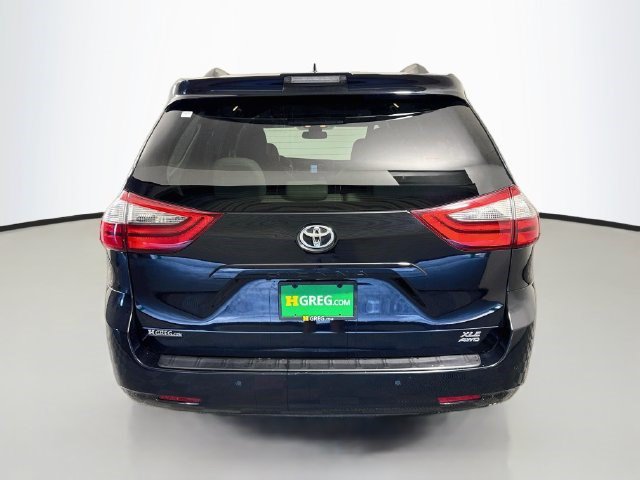 Used 2020 Toyota Sienna XLE w/ XLE Navigation Package AWD/4WD image 8