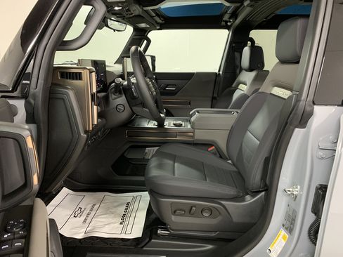 New 2025 GMC Hummer EV 3X image 16