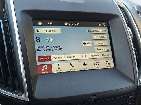 Certified 2017 Ford Edge Titanium w/ Equipment Group 301A FWD image 18