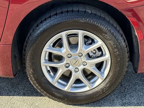Used 2023 Chrysler Voyager LX FWD image 31