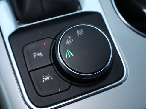Used 2024 Chevrolet Blazer LT w/ Convenience Package FWD image 19