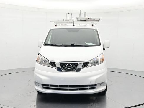 Used 2017 Nissan NV200 SV FWD image 2