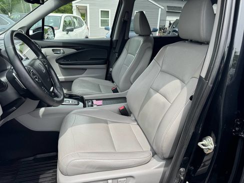 Used 2017 Honda Pilot Touring image 34