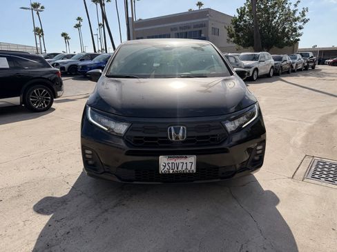 Used 2025 Honda Odyssey Sport-L image 8