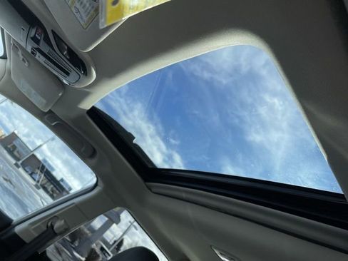 Used 2023 Subaru Outback Limited XT image 22