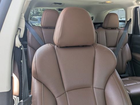 Used 2019 Subaru Ascent Touring image 15