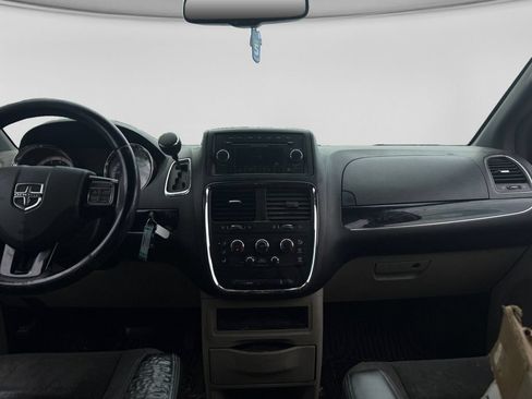 Used 2015 Dodge Grand Caravan SE FWD image 23